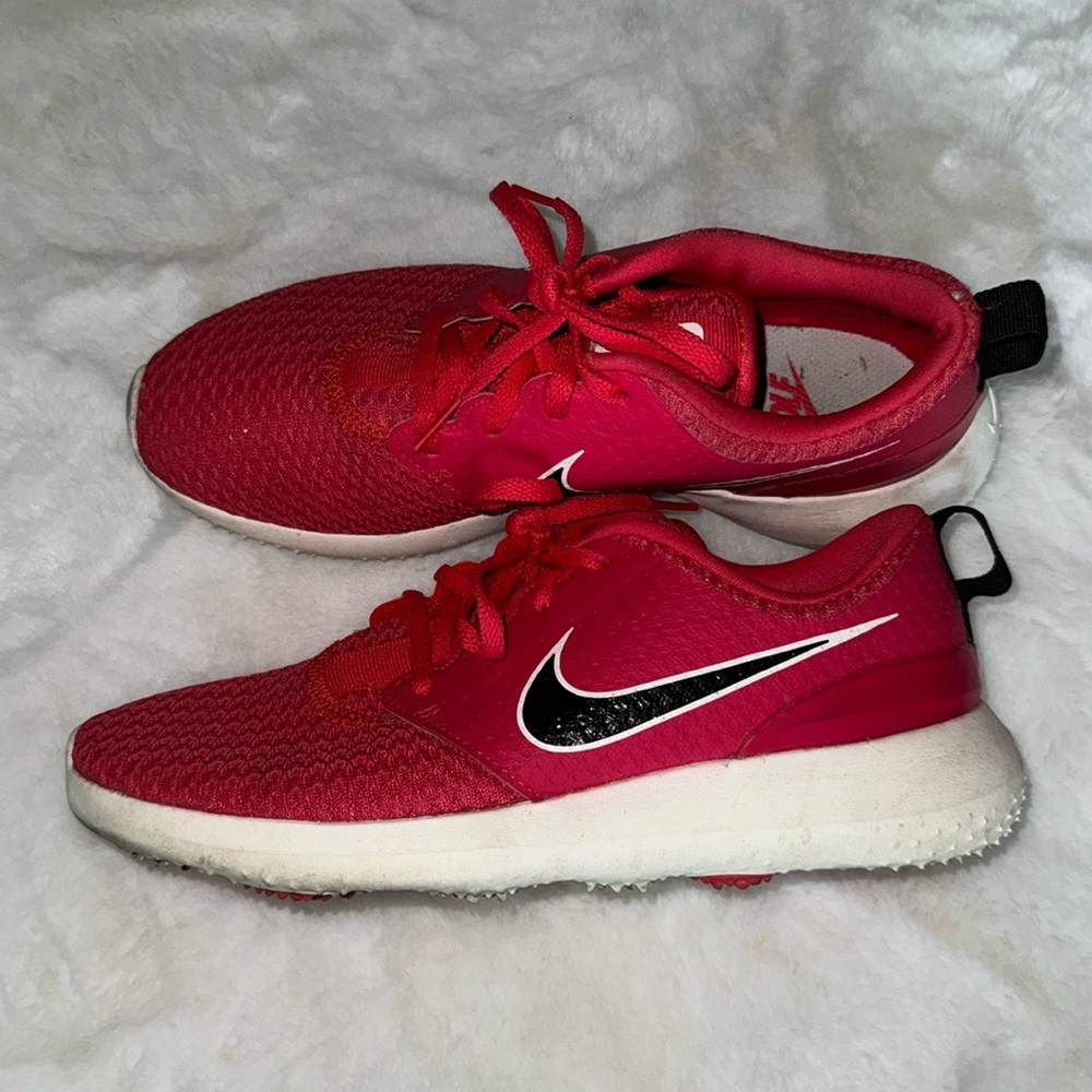 Nike red/pink golf shoes size 7.5